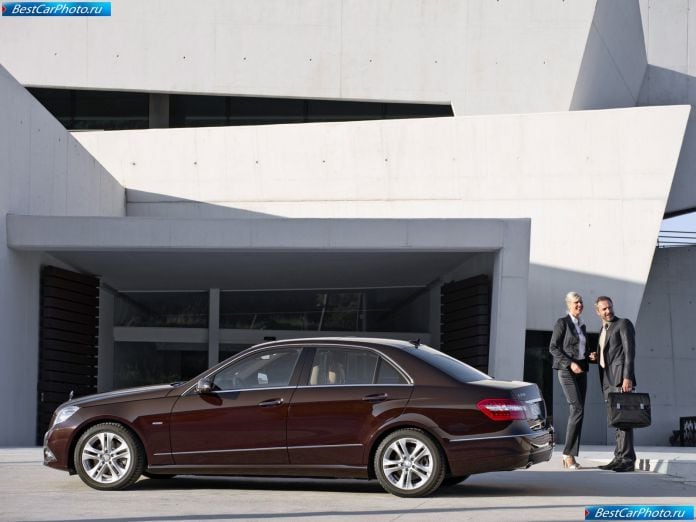 2010 Mercedes-Benz E-class - фотография 82 из 222 2010 Mercedes-Benz E-class - фотография 82 из 222