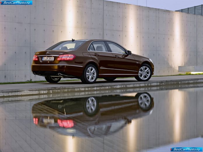 2010 Mercedes-Benz E-class - фотография 91 из 222