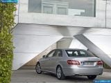 mercedes-benz_2010-e-class_1600x1200_097.jpg
