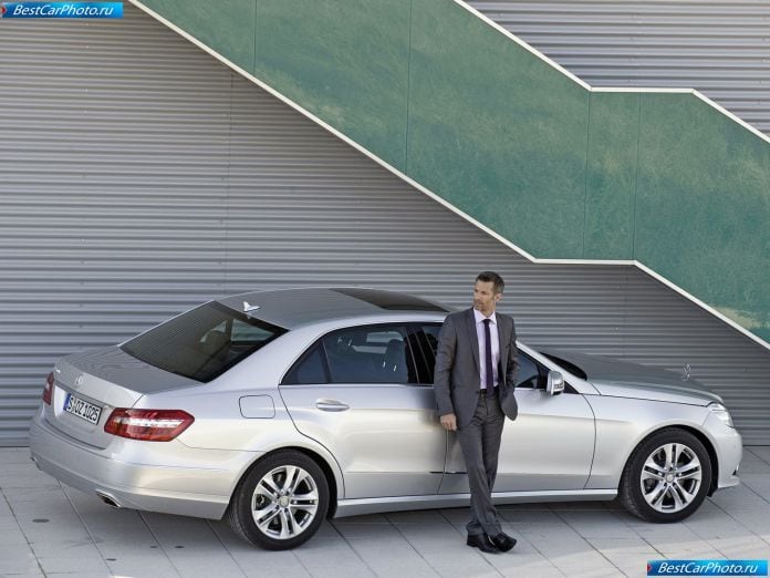 2010 Mercedes-Benz E-class - фотография 100 из 222
