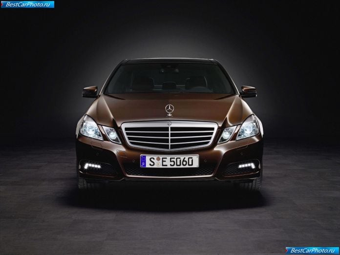 2010 Mercedes-Benz E-class - фотография 121 из 222