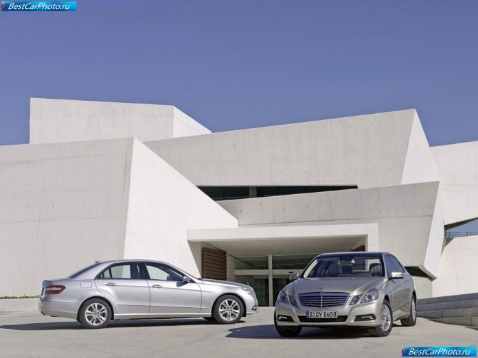 2010 Mercedes-Benz E-class - фотография 125 из 222