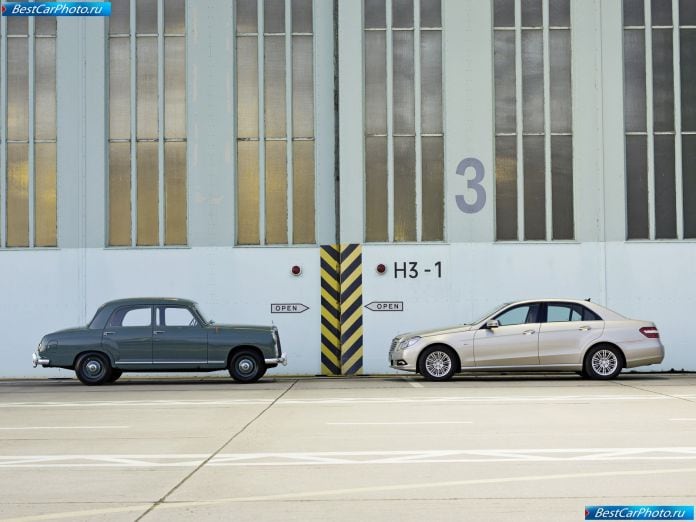 2010 Mercedes-Benz E-class - фотография 131 из 222