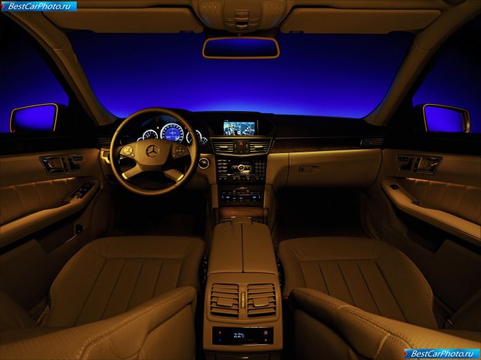 2010 Mercedes-Benz E-class - фотография 148 из 222