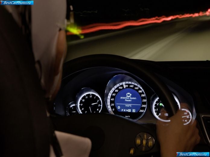 2010 Mercedes-Benz E-class - фотография 157 из 222