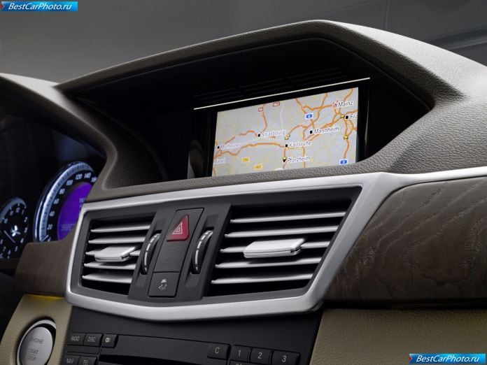 2010 Mercedes-Benz E-class - фотография 159 из 222