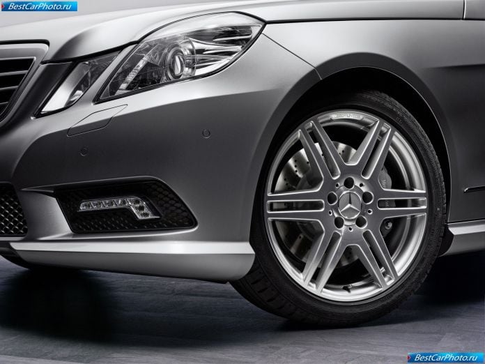 2010 Mercedes-Benz E-class - фотография 174 из 222