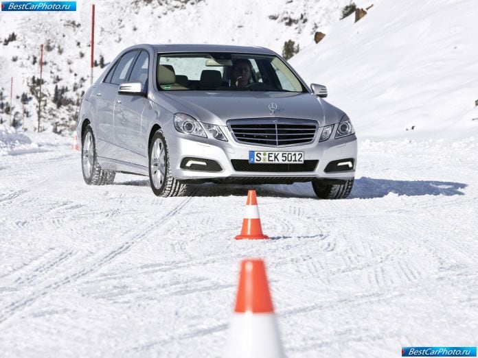 2010 Mercedes-Benz E-class 4matic - фотография 4 из 43