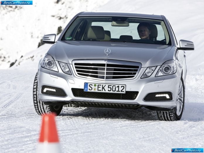2010 Mercedes-Benz E-class 4matic - фотография 5 из 43