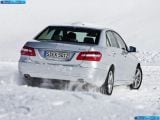 mercedes-benz_2010-e-class_4matic_1600x1200_016.jpg