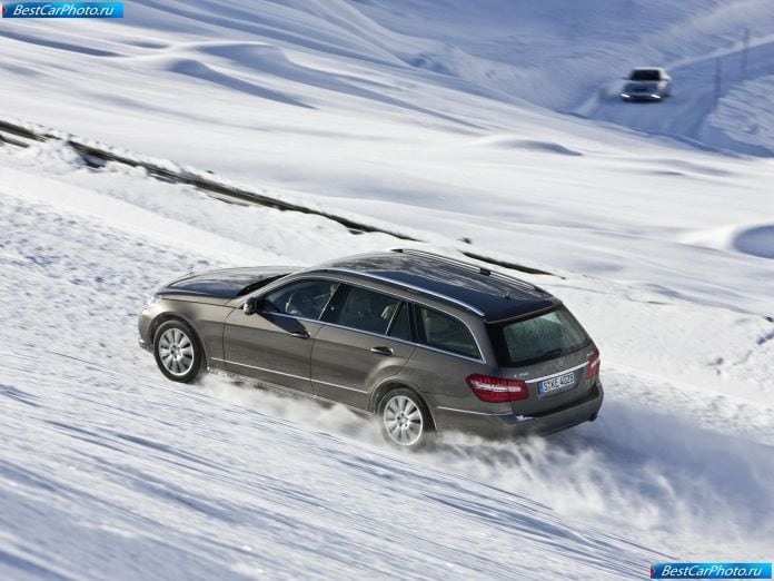 2010 Mercedes-Benz E-class 4matic - фотография 24 из 43