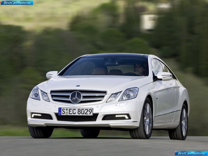 2010 Mercedes-Benz E-class Coupe - фотография 2 из 209 2010 Mercedes-Benz E-class Coupe - фотография 2 из 209