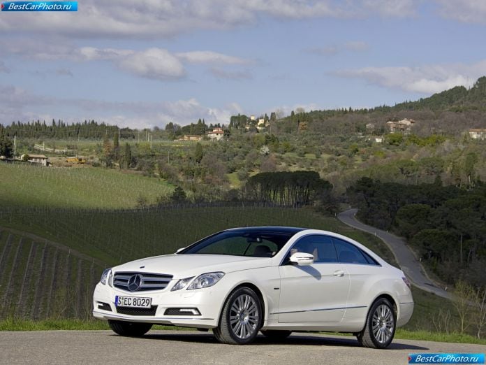 2010 Mercedes-Benz E-class Coupe - фотография 5 из 209