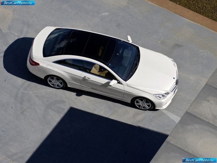 2010 Mercedes-Benz E-class Coupe - фотография 41 из 209