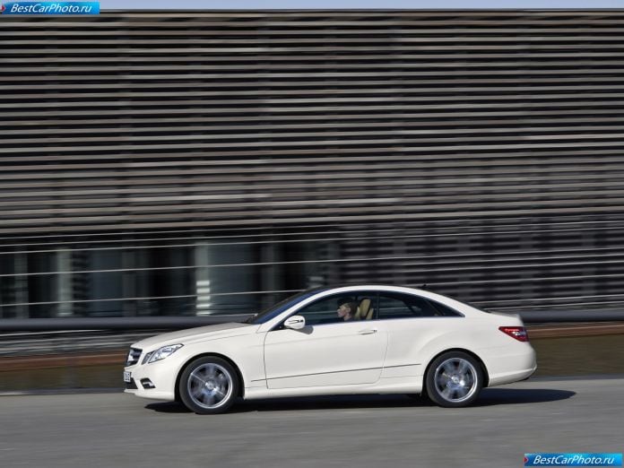 2010 Mercedes-Benz E-class Coupe - фотография 44 из 209