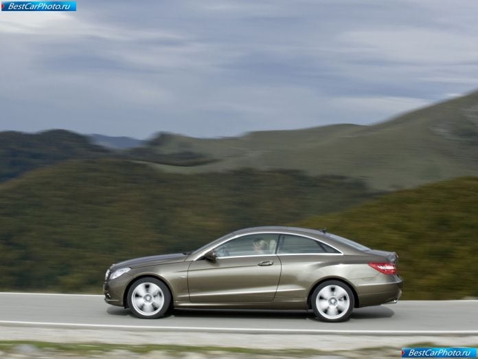 2010 Mercedes-Benz E-class Coupe - фотография 50 из 209