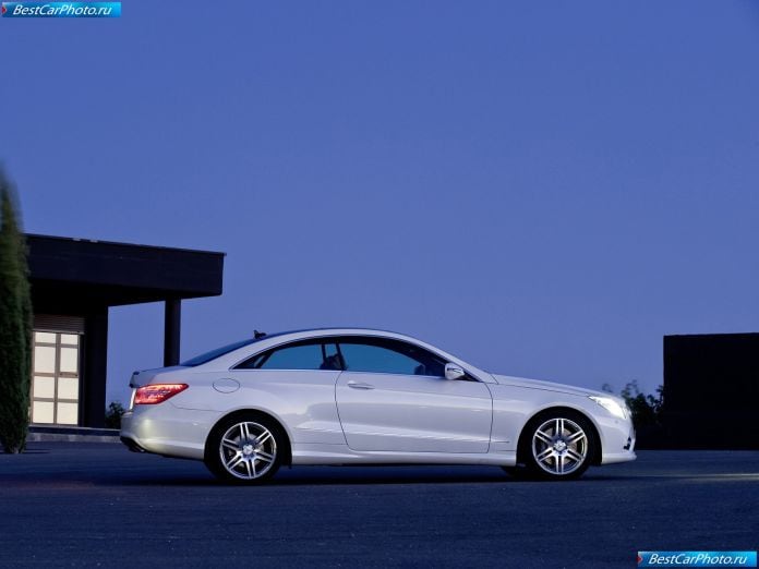 2010 Mercedes-Benz E-class Coupe - фотография 55 из 209