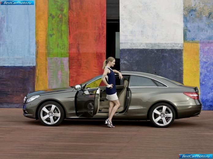 2010 Mercedes-Benz E-class Coupe - фотография 57 из 209
