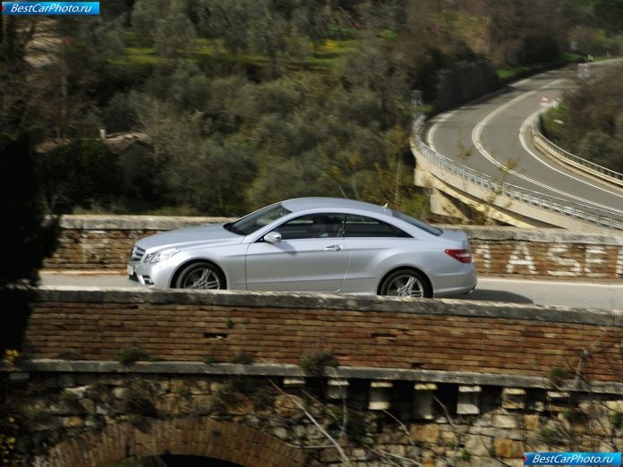 2010 Mercedes-Benz E-class Coupe - фотография 59 из 209 2010 Mercedes-Benz E-class Coupe - фотография 59 из 209