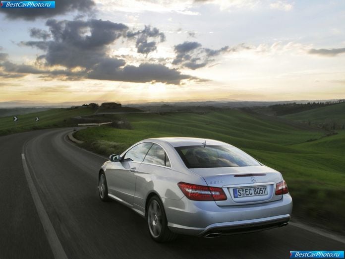 2010 Mercedes-Benz E-class Coupe - фотография 62 из 209 2010 Mercedes-Benz E-class Coupe - фотография 62 из 209