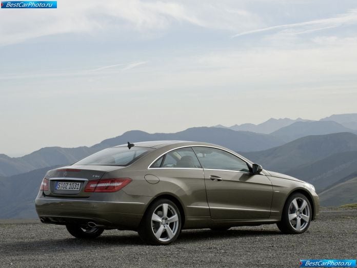 2010 Mercedes-Benz E-class Coupe - фотография 66 из 209