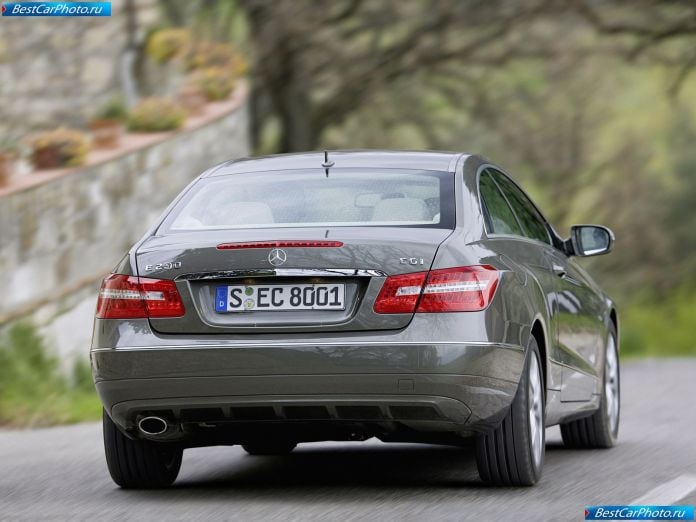 2010 Mercedes-Benz E-class Coupe - фотография 82 из 209 2010 Mercedes-Benz E-class Coupe - фотография 82 из 209