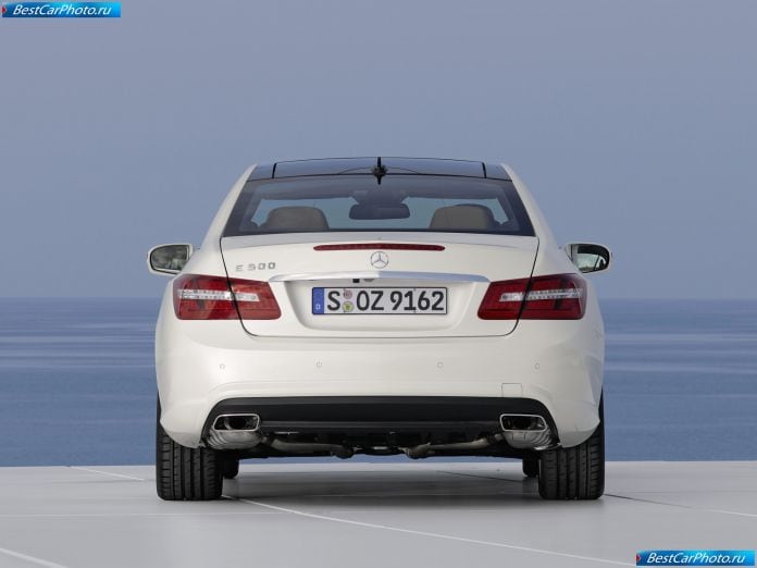 2010 Mercedes-Benz E-class Coupe - фотография 89 из 209 2010 Mercedes-Benz E-class Coupe - фотография 89 из 209