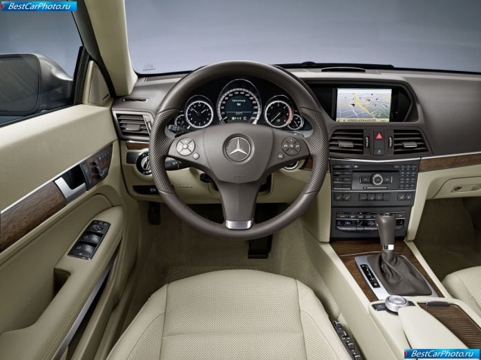 2010 Mercedes-Benz E-class Coupe - фотография 102 из 209 2010 Mercedes-Benz E-class Coupe - фотография 102 из 209