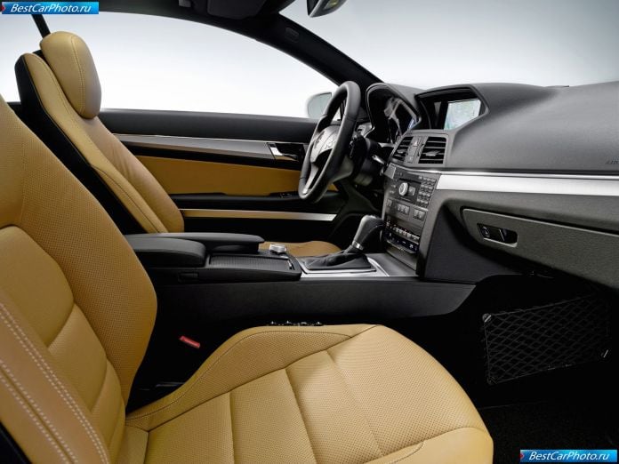 2010 Mercedes-Benz E-class Coupe - фотография 106 из 209 2010 Mercedes-Benz E-class Coupe - фотография 106 из 209
