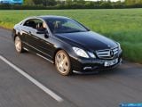 mercedes-benz_2010-e-class_coupe_uk_version_1600x1200_010.jpg