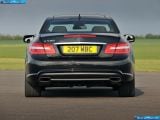 mercedes-benz_2010-e-class_coupe_uk_version_1600x1200_078.jpg