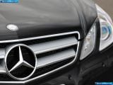 mercedes-benz_2010-e-class_coupe_uk_version_1600x1200_085.jpg