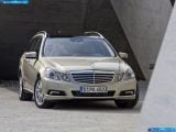 mercedes-benz_2010-e-class_estate_1600x1200_010.jpg