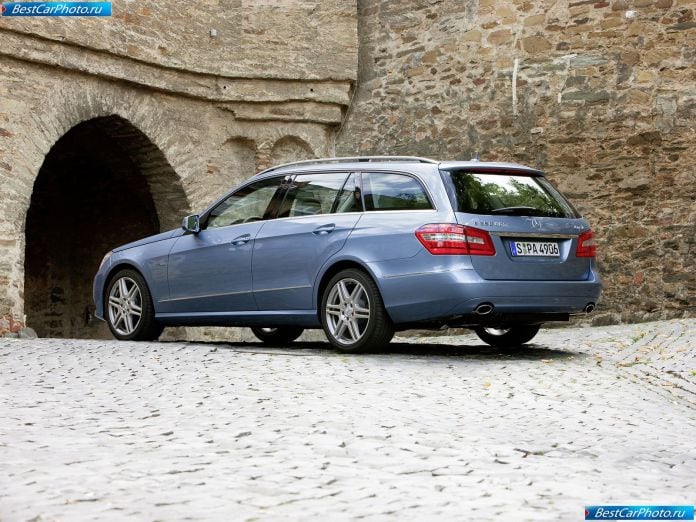 2010 Mercedes-Benz E-class Estate - фотография 60 из 139