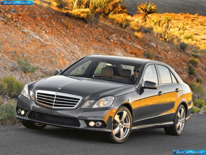 2010 Mercedes-Benz E350 - фотография 13 из 36