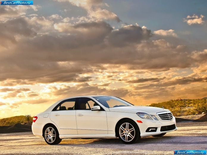 2010 Mercedes-Benz E550 - фотография 6 из 48