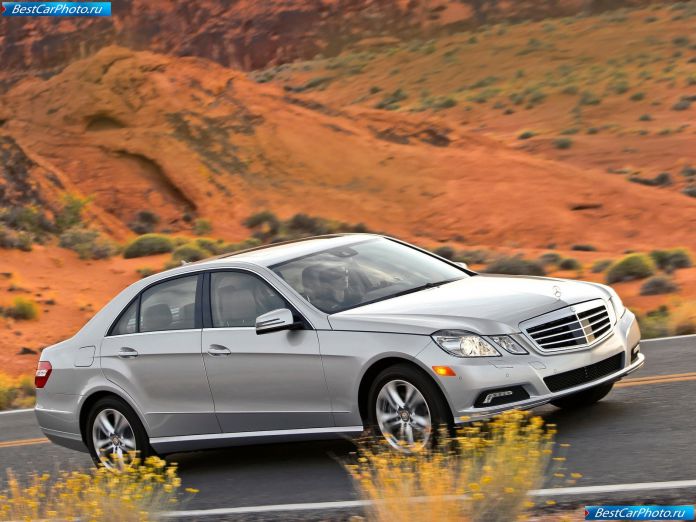 2010 Mercedes-Benz E550 - фотография 13 из 48