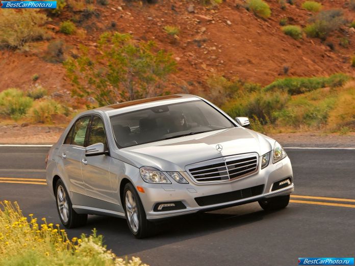 2010 Mercedes-Benz E550 - фотография 15 из 48