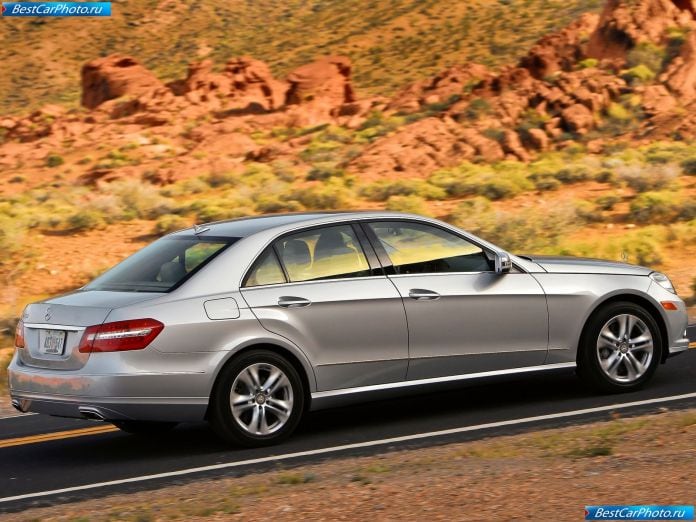 2010 Mercedes-Benz E550 - фотография 33 из 48 2010 Mercedes-Benz E550 - фотография 33 из 48