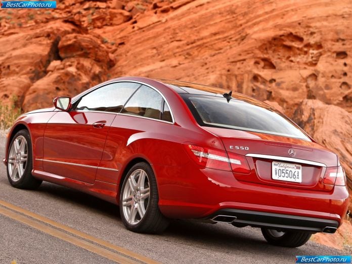 2010 Mercedes-Benz E550 Coupe - фотография 18 из 29 2010 Mercedes-Benz E550 Coupe - фотография 18 из 29