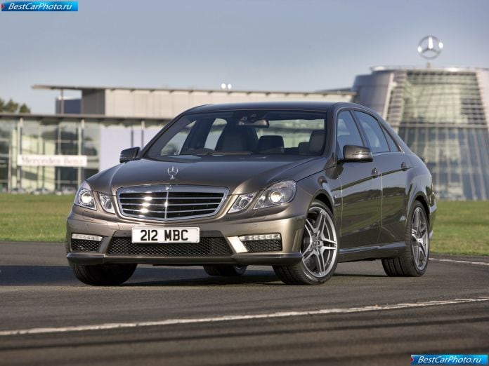 2010 Mercedes-Benz E63 Amg - фотография 8 из 151