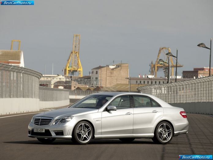 2010 Mercedes-Benz E63 Amg - фотография 20 из 151