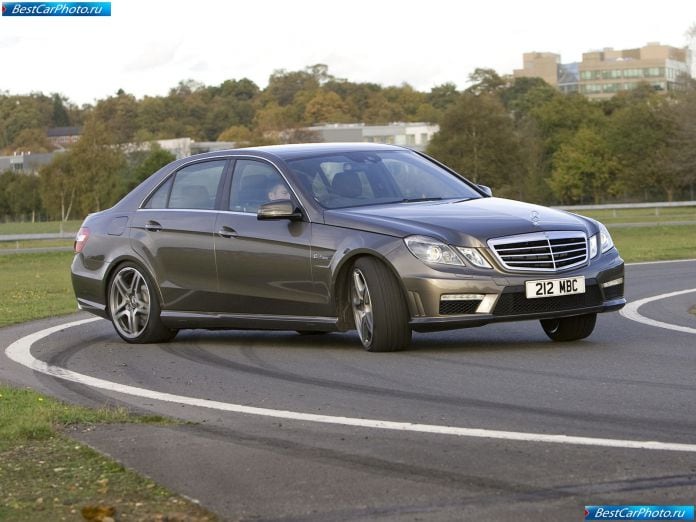 2010 Mercedes-Benz E63 Amg - фотография 33 из 151 2010 Mercedes-Benz E63 Amg - фотография 33 из 151