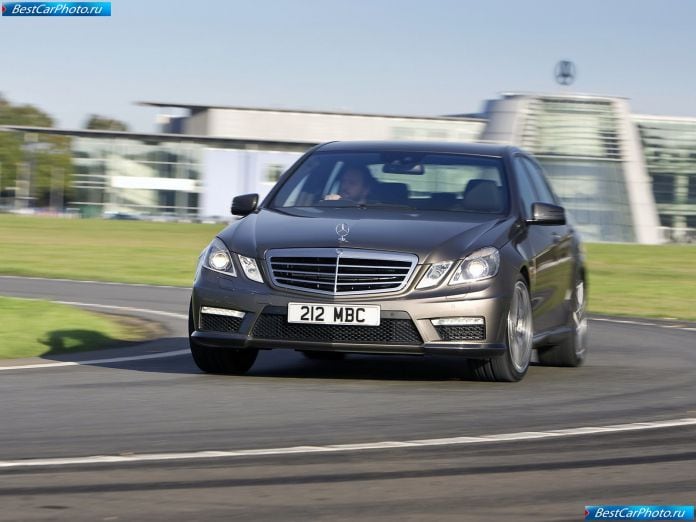 2010 Mercedes-Benz E63 Amg - фотография 35 из 151 2010 Mercedes-Benz E63 Amg - фотография 35 из 151