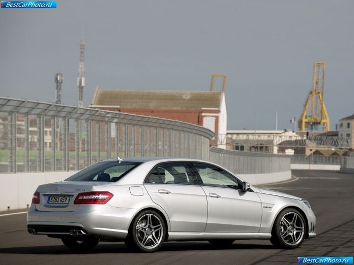 2010 Mercedes-Benz E63 Amg - фотография 75 из 151 2010 Mercedes-Benz E63 Amg - фотография 75 из 151