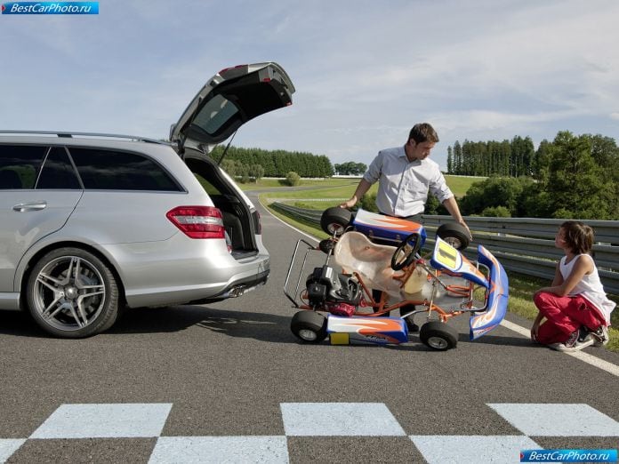 2010 Mercedes-Benz E63 Amg Estate - фотография 29 из 39