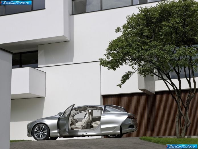 2010 Mercedes-Benz F800 Style Concept - фотография 32 из 127 2010 Mercedes-Benz F800 Style Concept - фотография 32 из 127