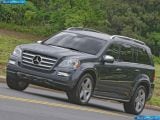 mercedes-benz_2010-gl550_1600x1200_008.jpg