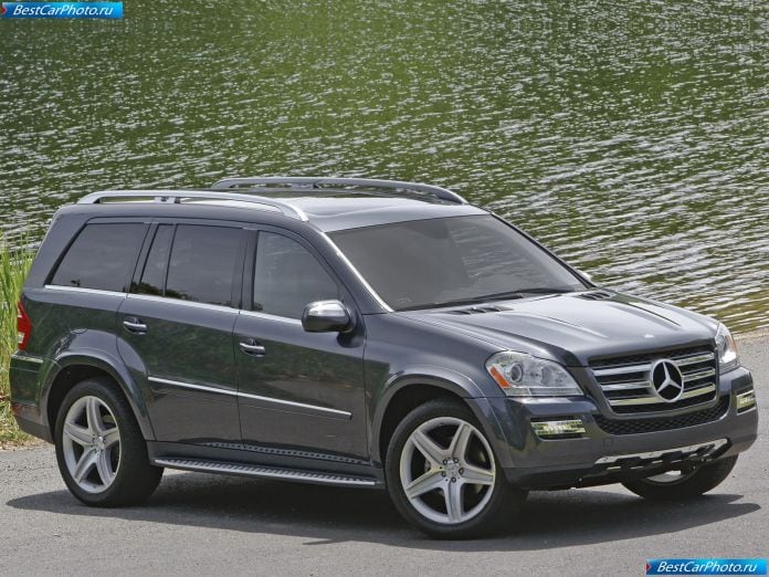 2010 Mercedes-Benz Gl550 - фотография 17 из 33