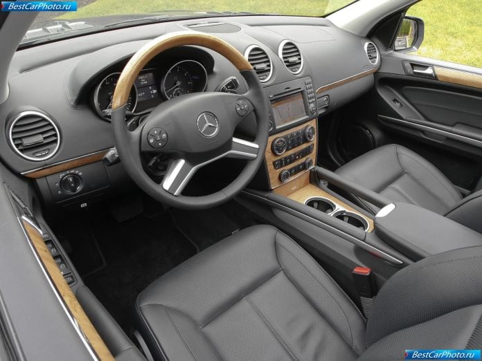 2010 Mercedes-Benz Gl550 - фотография 23 из 33 2010 Mercedes-Benz Gl550 - фотография 23 из 33